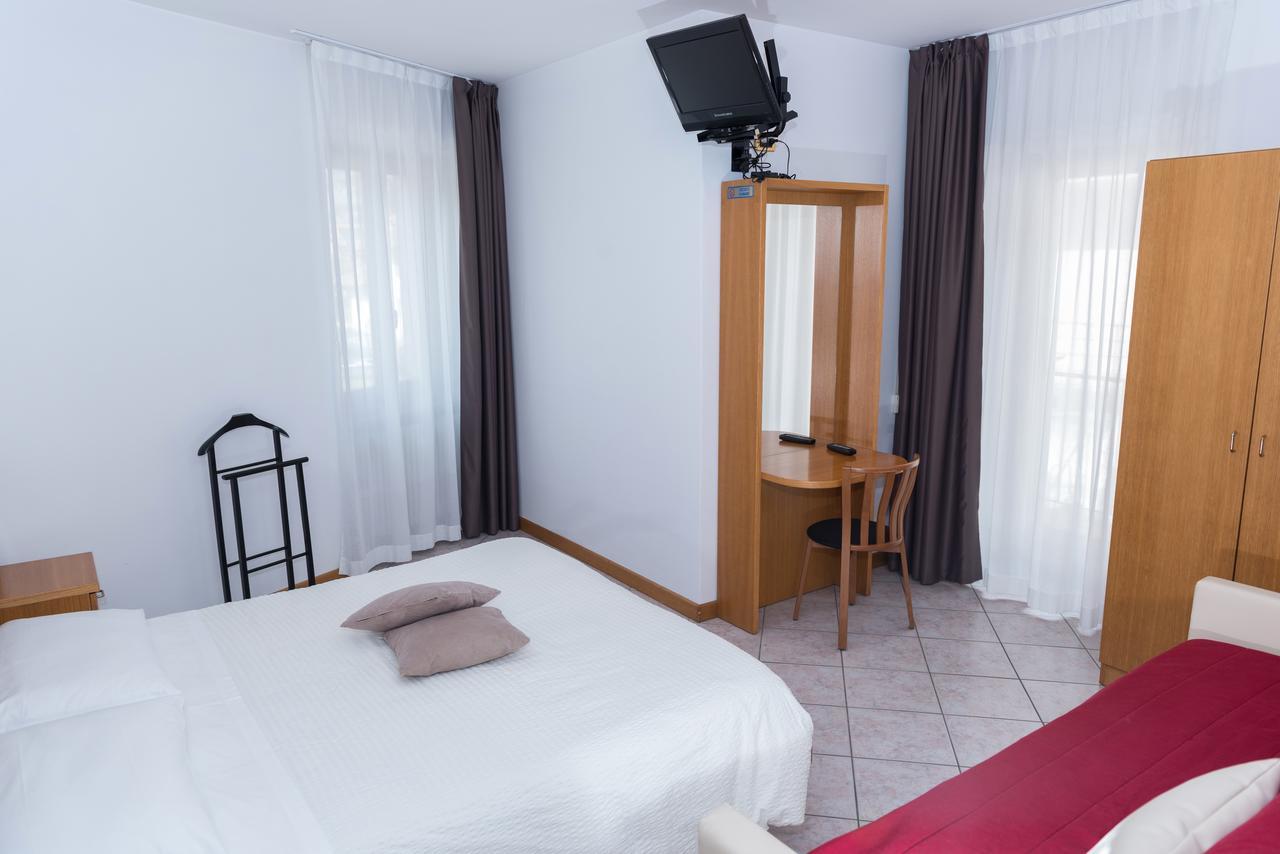 Albergo Ristorante Da Neni Mori Exteriér fotografie